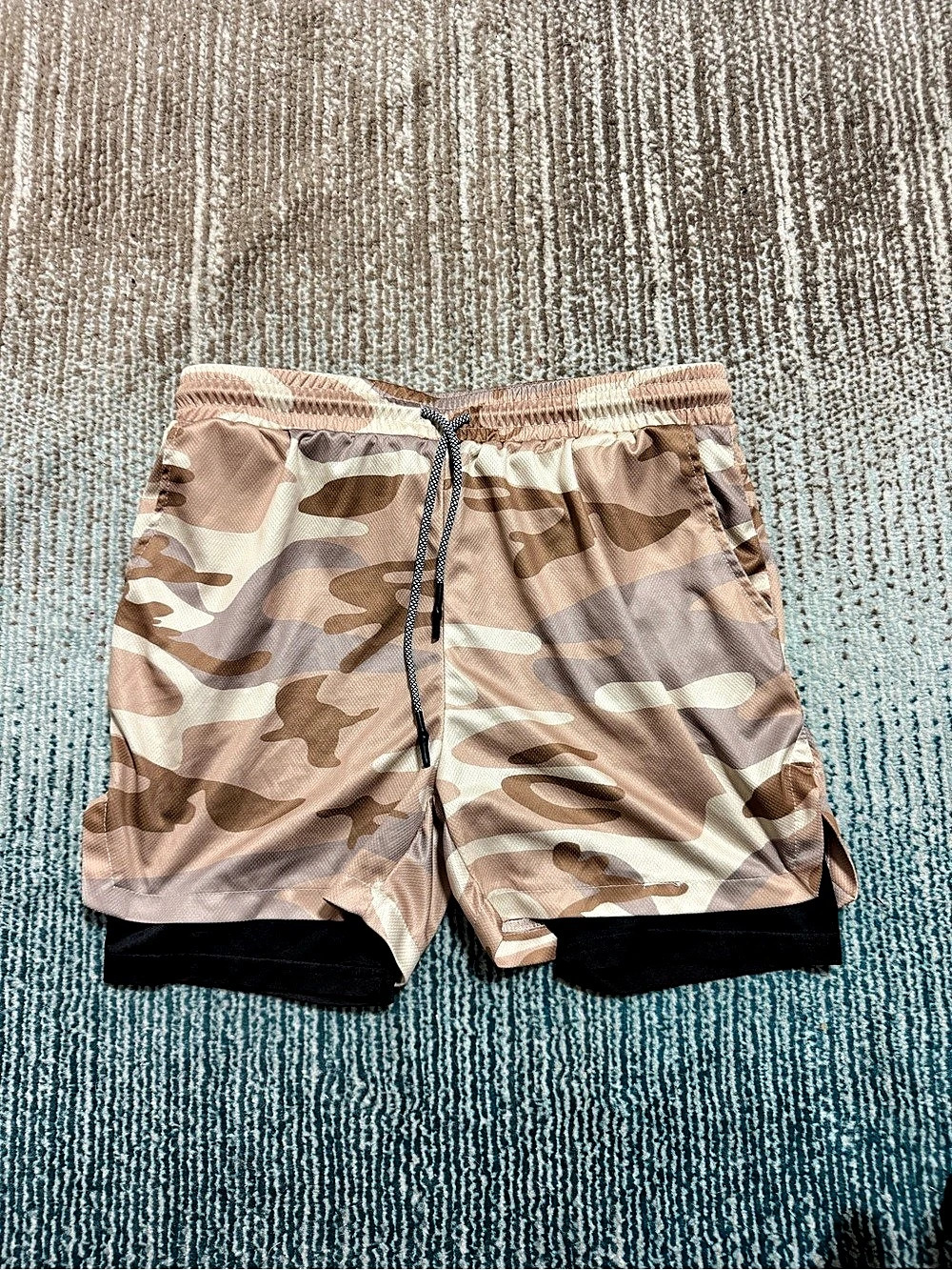 Manfinity Men's Camo Athletic Shorts Size Medium